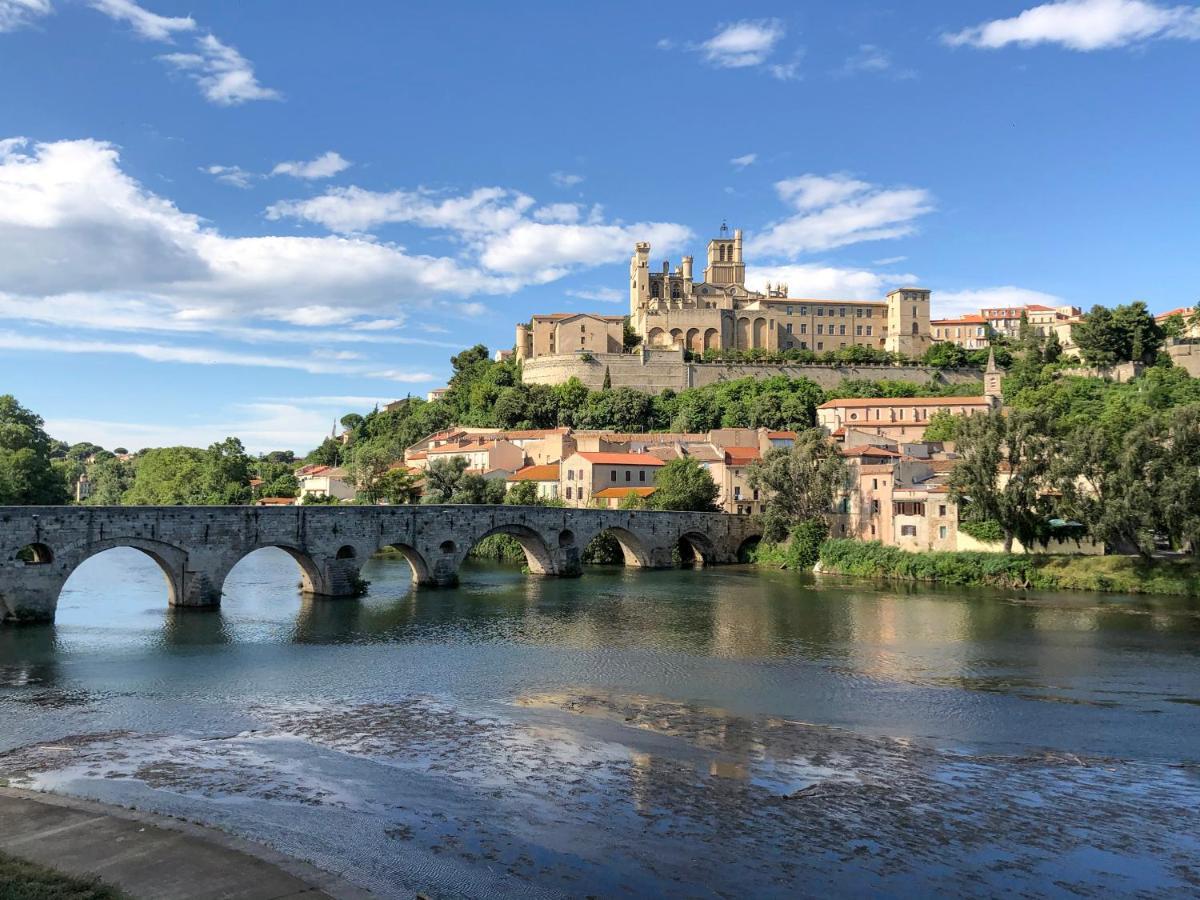 Place De La Mairie, Art Apparts Beziers Luaran gambar
