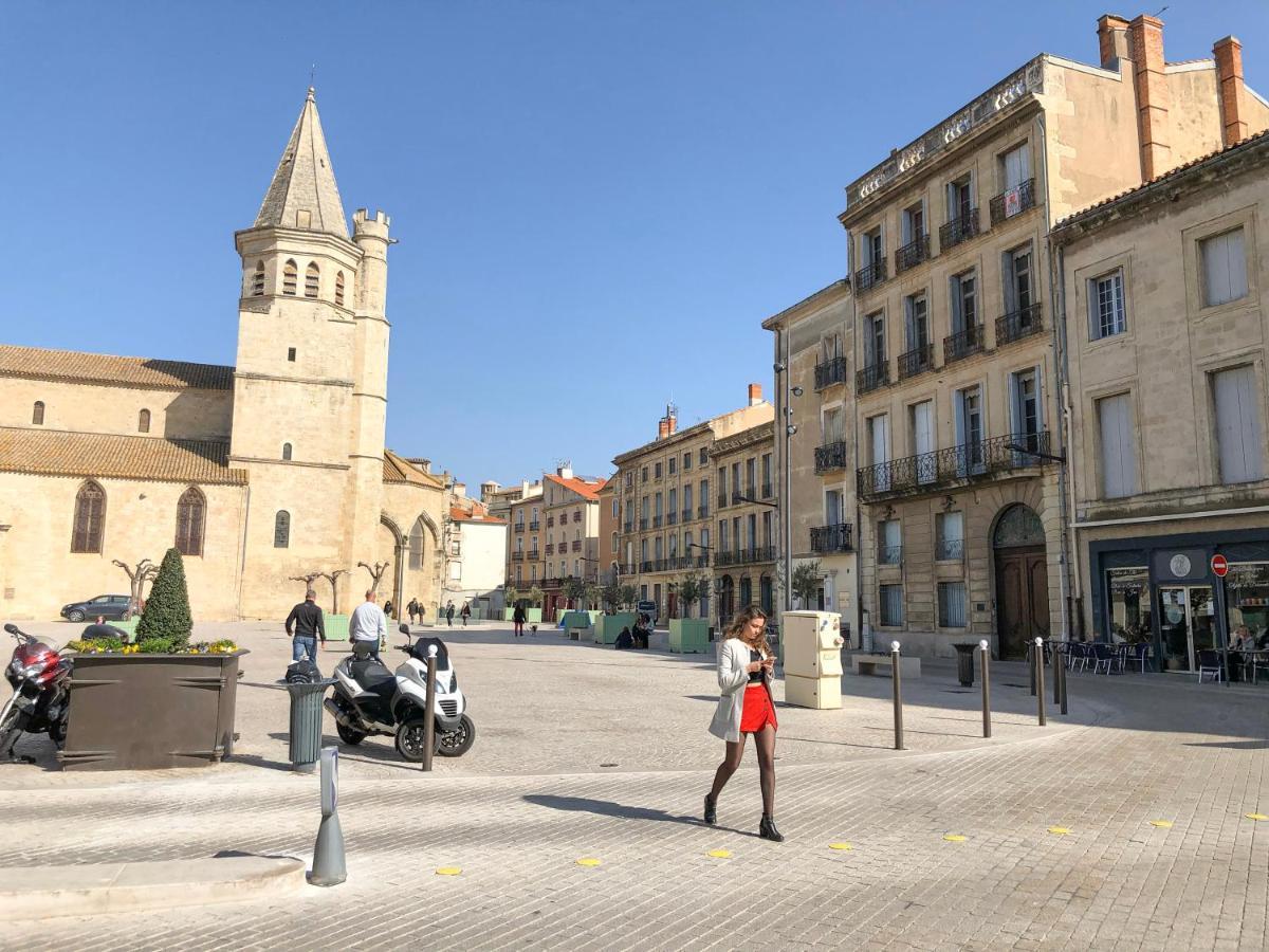 Place De La Mairie, Art Apparts Beziers Luaran gambar