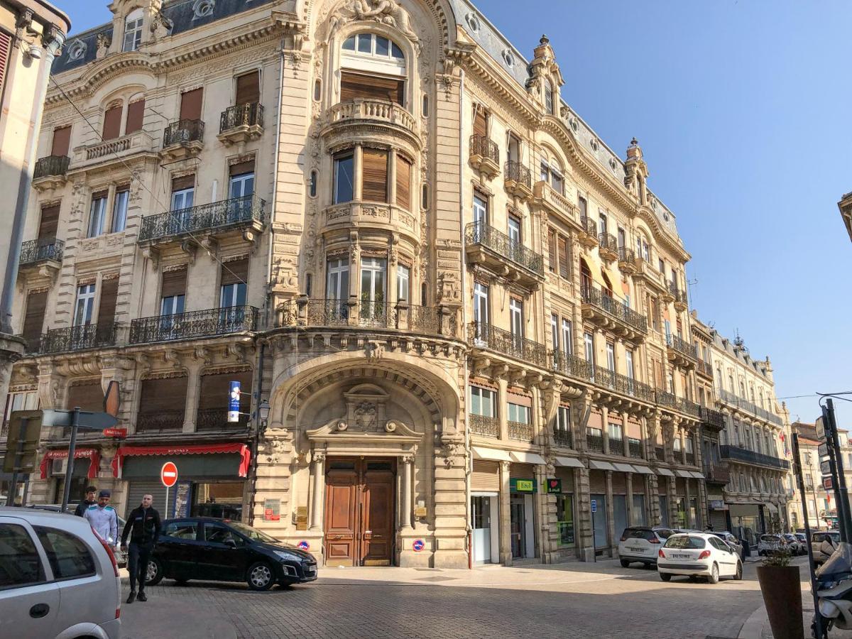 Place De La Mairie, Art Apparts Beziers Luaran gambar